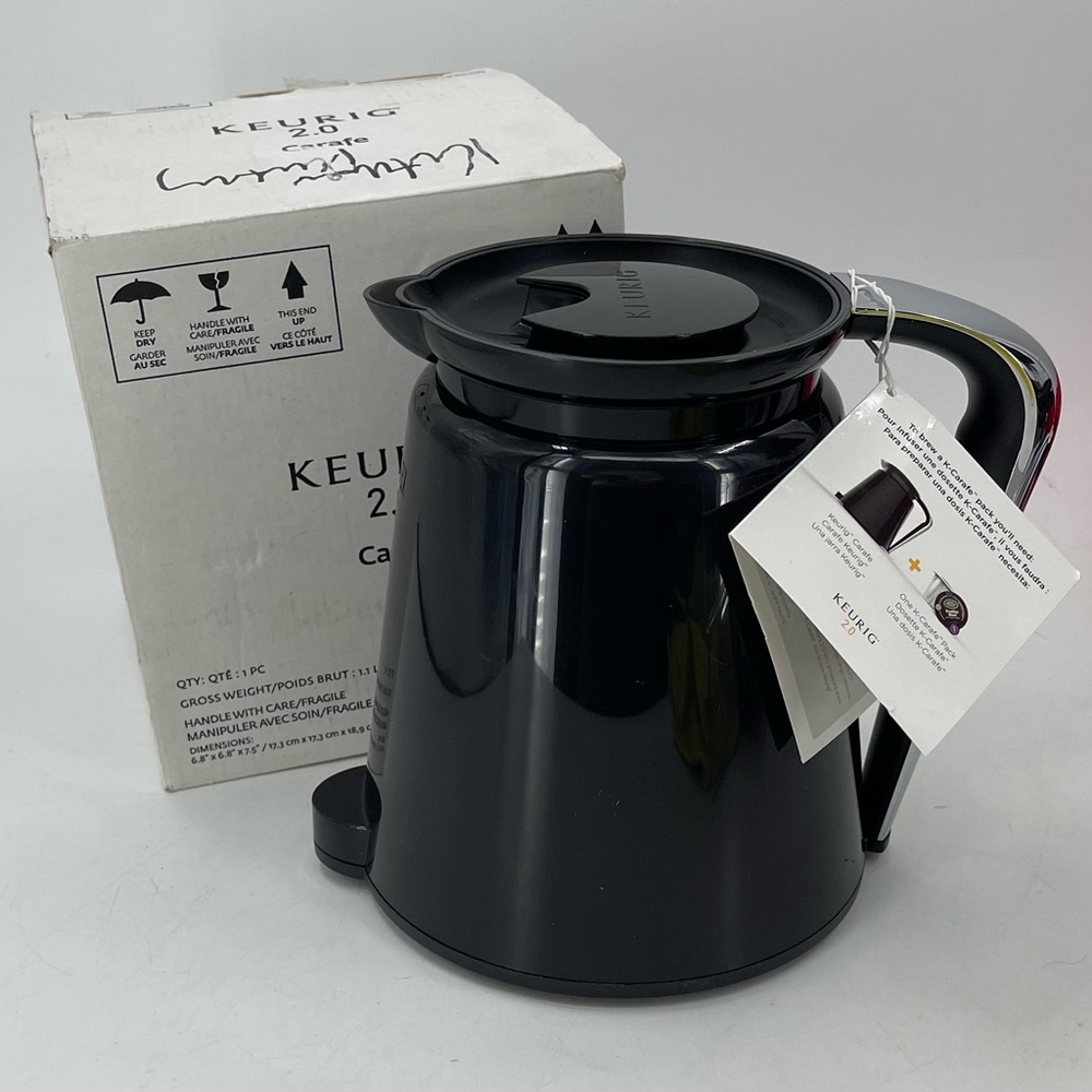 Keurig 2.0 K-Carafe Replacement Coffee Pot w/‎ Lid 32 oz. Black & Chrome Handle